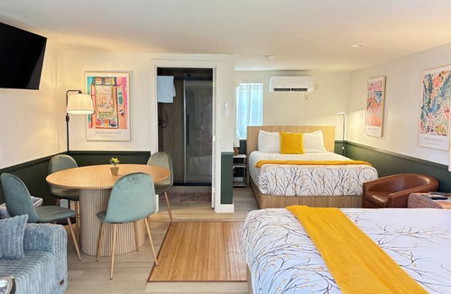 Chelan Hotel | Riverwalk Inn