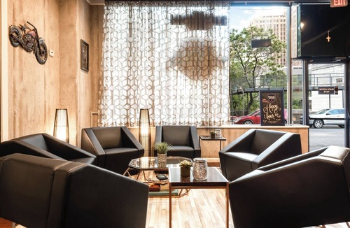Main - Military Plaza House | RiverWalk Plaza - King