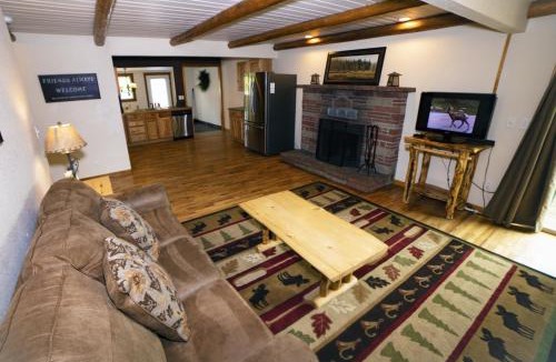 Estes Park House | Rocky Mountain Retreat 1A by Rocky Mountain Resorts