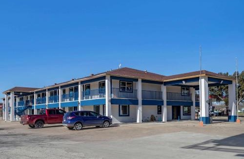 Caldwell Hotel | Rodeway Inn Caldwell