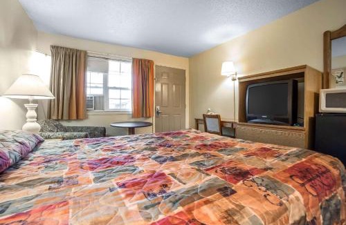 La Grande Hotel | Rodeway Inn La Grande - Island City