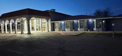 Roswell Hotel | Rodeway Inn Roswell