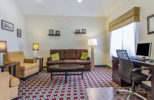 Fremont Hotel | Rodeway Inn