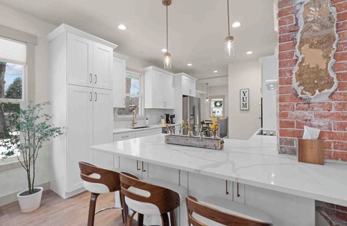 Loveland House | Romance + Relaxation in Downtown Loveland