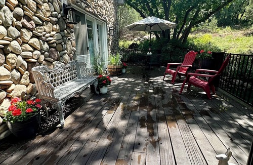 Durango House | Romantic Cottage on Private Acreage 5 min. to Downtown- Incredible Views