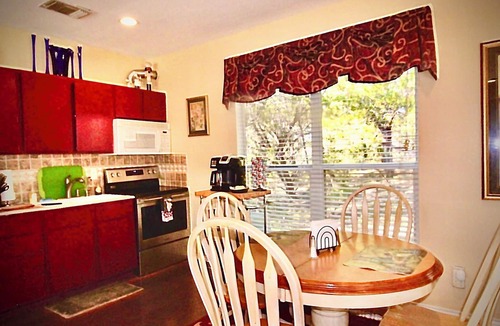 Helotes House | Romantic Getaway Cottage with Hot Tub and Resort Amenities