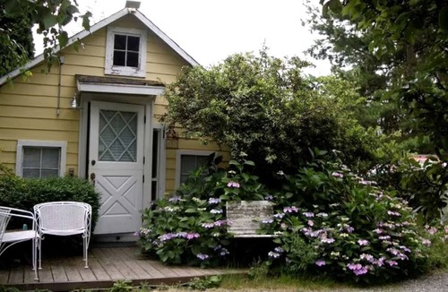 Langley House | Romantic Weekend Getaway on Whidbey Island in Langley, Northern Washington