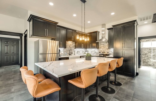Somerville House | ‘Roo's Hideaway’ Modern 3BR Near Round Top & A&M!