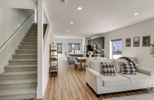 Downtown Des Moines House | Rooftop Oasis: Downtown Des Moines Townhome