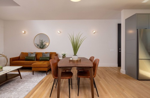 Fort Worth House | Rooftop Terrace Loft Near Downtown Fort Worth