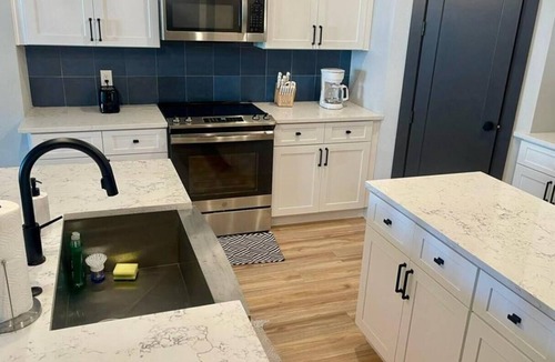 Princeton House | Rose- 2, One Double Room, Sleeps 2 + Free Wifi
