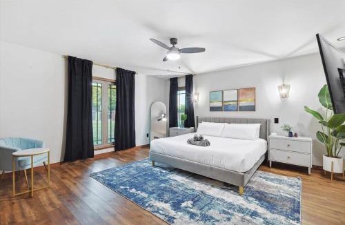 McKinney House | Russwood Acres Estate ft Gym Cinema Pool Table