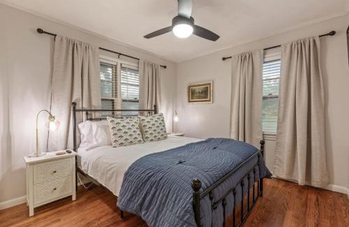 Owasso House | Rustic Charm Owasso | 2BR Big Backyard Near Tulsa