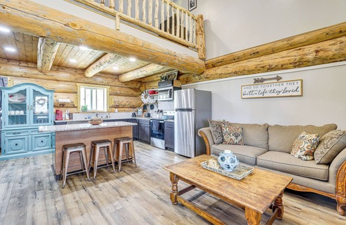 Gusher Cabin | 'Rustic Cliff Ranch' in Uintah Basin: Dogs Welcome