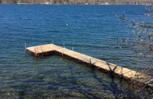 Dundee Cottage | SAM'S Dock