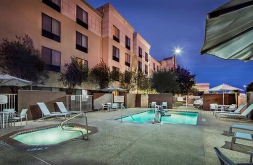 Bonanza Hotel | San Bernardo King Suite with Breakfast, Pool & Gym