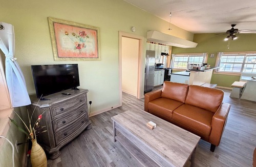 Cedar Lane House | Sargent Sunset & Fishing Retreat