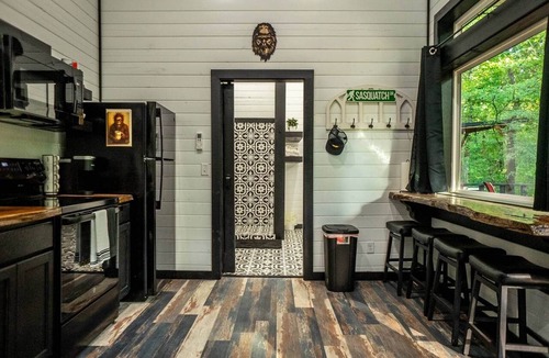 Board Camp House | Sasquatch soak shack