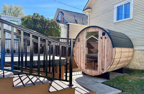 South Perry District House | Sauna Hot tub Fire Pit Craftsman near Downtown & Perry District
