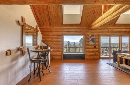 Pagosa Springs Cabin | Scenic 4BR Log Cabin w/MTN views