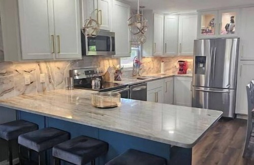 Doniphan House | Scotty's sunny spot