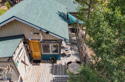 Black Hawk Cabin | Secluded Gorgeous Cabin-Hike-steps away from Roosevelt National Forest. Gnomes
