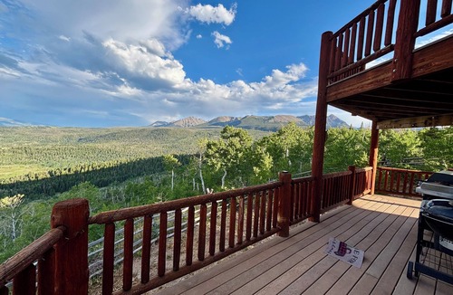 Silverthorne Cabin | Secluded Mountain Getaway above Green Mtn. Reservoir