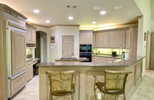 Flower Mound House | Secluded Oasis with Pool & Hot Tub. 5 minute walk to the lake.