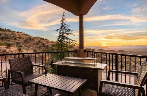 Mesilla Park House | Secluded Retreat Pool Spa Sauna Rooftop Deck