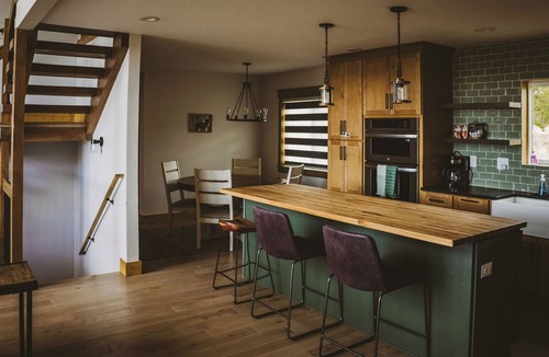 Jefferson Cabin | Secluded Rocky Mountain Luxury: Stunning Views & Ultimate Outdoor Escape