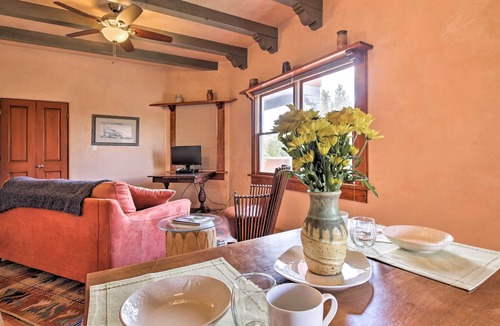 West Alameda House | Secluded Santa Fe Guest Home - 3 miles from the Plaza!