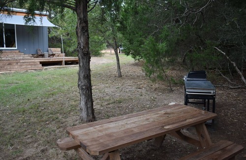 Paige Cabin | Secluded Tiny Cabin with firepit, stargaze and hike