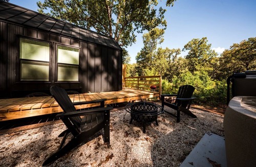 Coldspring Cabin | Secluded Tiny Home with Hot Tub, Sauna & Fire Pit near Lake Livingston in Coldspring, Texas