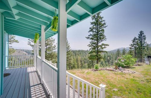Tonasket Apartment | Secluded Washington Cabin Near Hikes & Lakes!