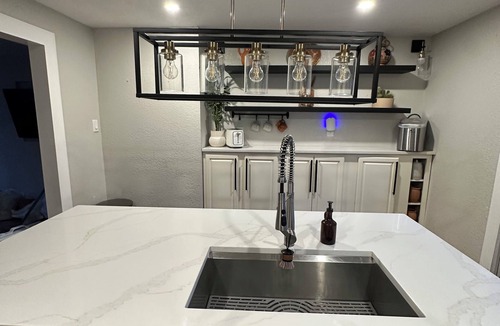 Airport Township House | Serene 2-bedroom house with AC in beautiful Saint Ann
