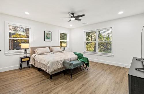 Farmers Branch House | Serene 4BR w Open Layout Close to Galleria & DFW