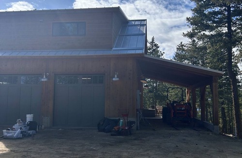 Chelan House | Serene Mountain guesthouse above Lake Chelan, Family Friendly