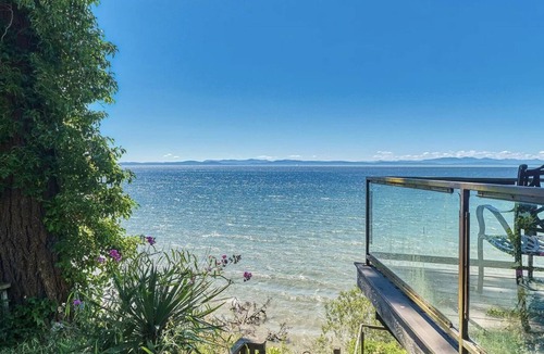 Beach Haven House | serene ocean view beach house 5b/5b