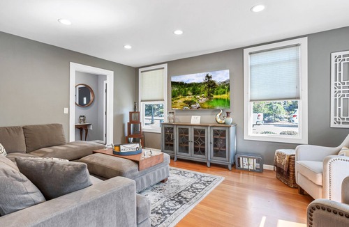 Mid-Beacon Hill House | Single Family Home with Covered Patio and Hot tub