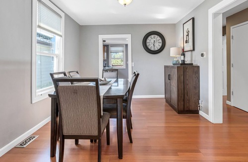 Mid-Beacon Hill House | Single Family Home with Covered Patio and Hot tub