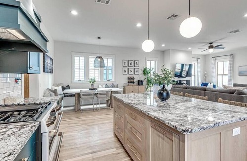 Eufaula House | Six-Seater Golf Cart Included!