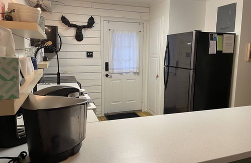 Red River House | Ski-in/Ski-Out, Steps to Lifts, 1 Block to Downtown, Updated & Clean