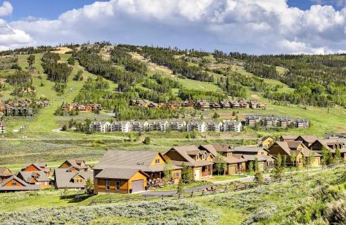 Silvercreek House | Ski, Soak & Explore! Granby Getaway w/Mtn Views