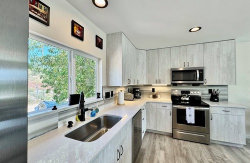 Fort Collins House | Skyline by the Lake – Fort Collins vacation Home by Horsetooth Reservoir.