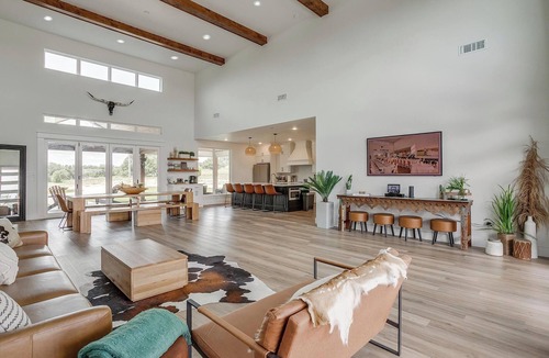 Paluxy House | Skyview Ranch Buyout