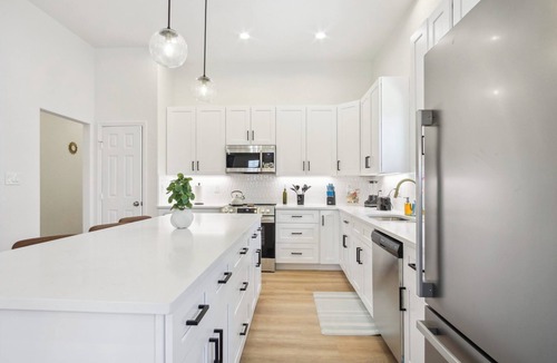 Denver Heights House | Sleek 4BR/3BA Urban Living w/Downtown Views!