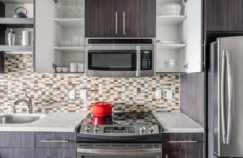 South Lake Union Apartment | Sleek Belltown 1BR w/Gym, Rooftop, nr. SLU & Belltown, by Blueground