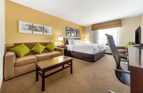 Lincoln Hotel | Sleep Inn & Suites Lincoln University Area