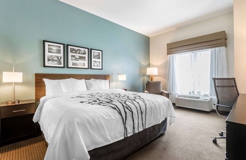 West Des Moines Hotel | Sleep Inn & Suites West Des Moines near Jordan Creek