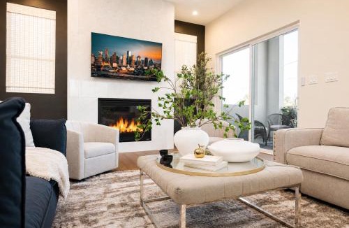 Washington Ave./ Memorial Park House | Sleeps 10! Rooftop Luxe Pet-Friendly Downtown HTX